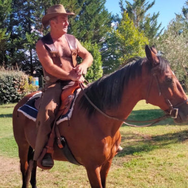 At the Scuderie della Serra at Villa Valentina, Graziano Savignani is riding the 20-year-old Argentine mare.